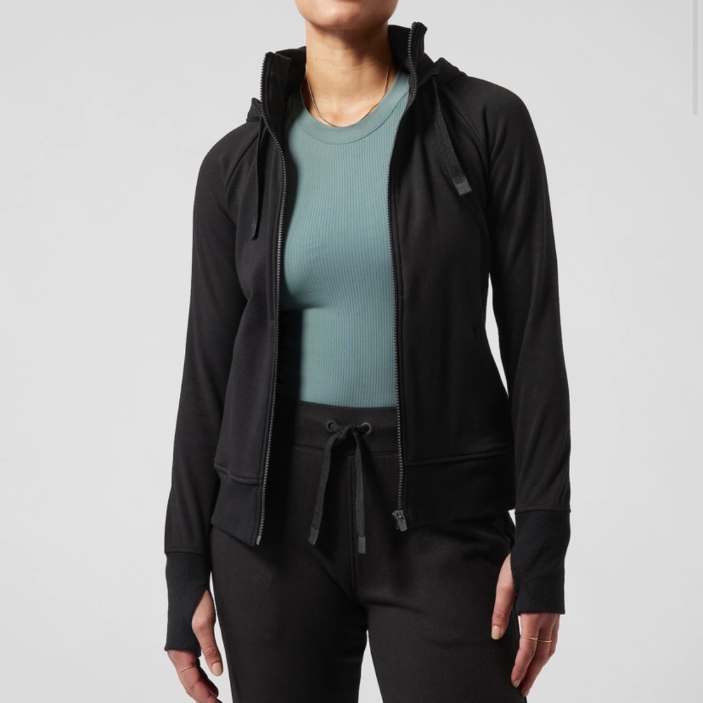 Athleta triumph hoodie
